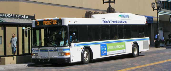Duluth Gillig Advantage hybrid 129